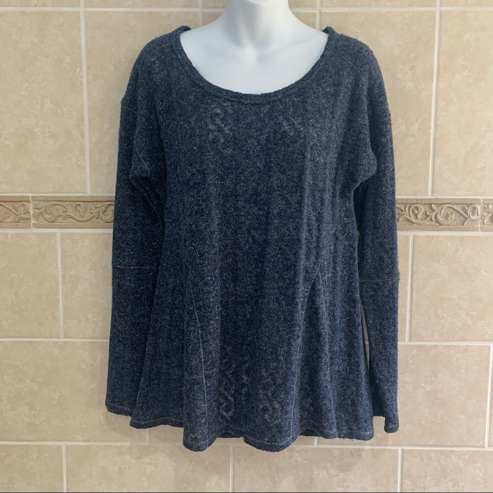 Knox Rose blue and silver sweater